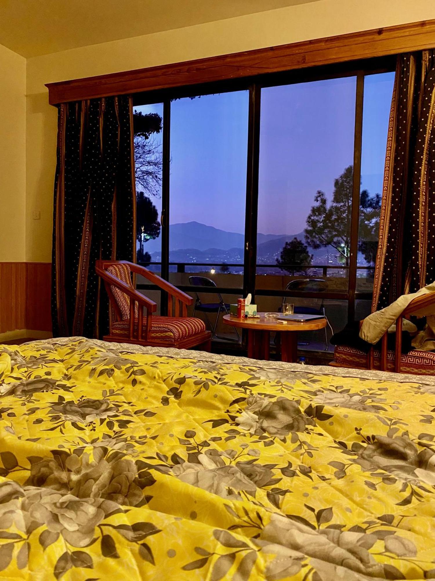 Rock City Resort Mingora Exteriér fotografie