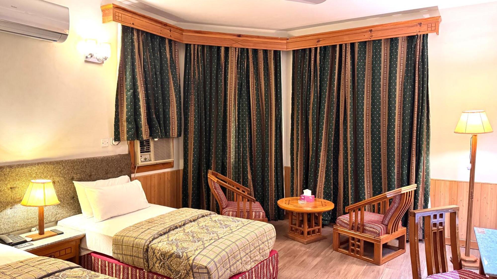 Rock City Resort Mingora Exteriér fotografie
